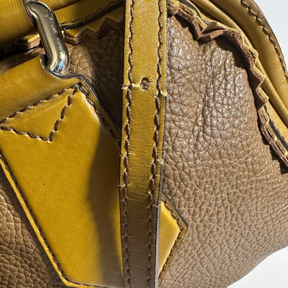 Burberry Prorsum Tassel Tote 2011 Collection Dual Handle Long Strap - Picture 4 of 16